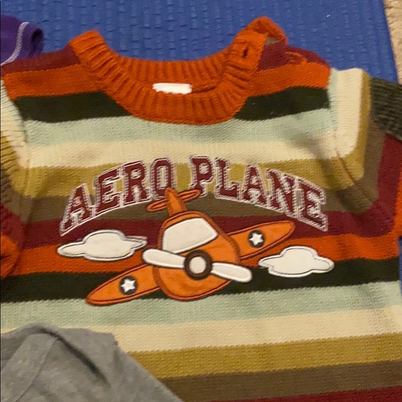 Random boys clothes - Picture 2 of 4